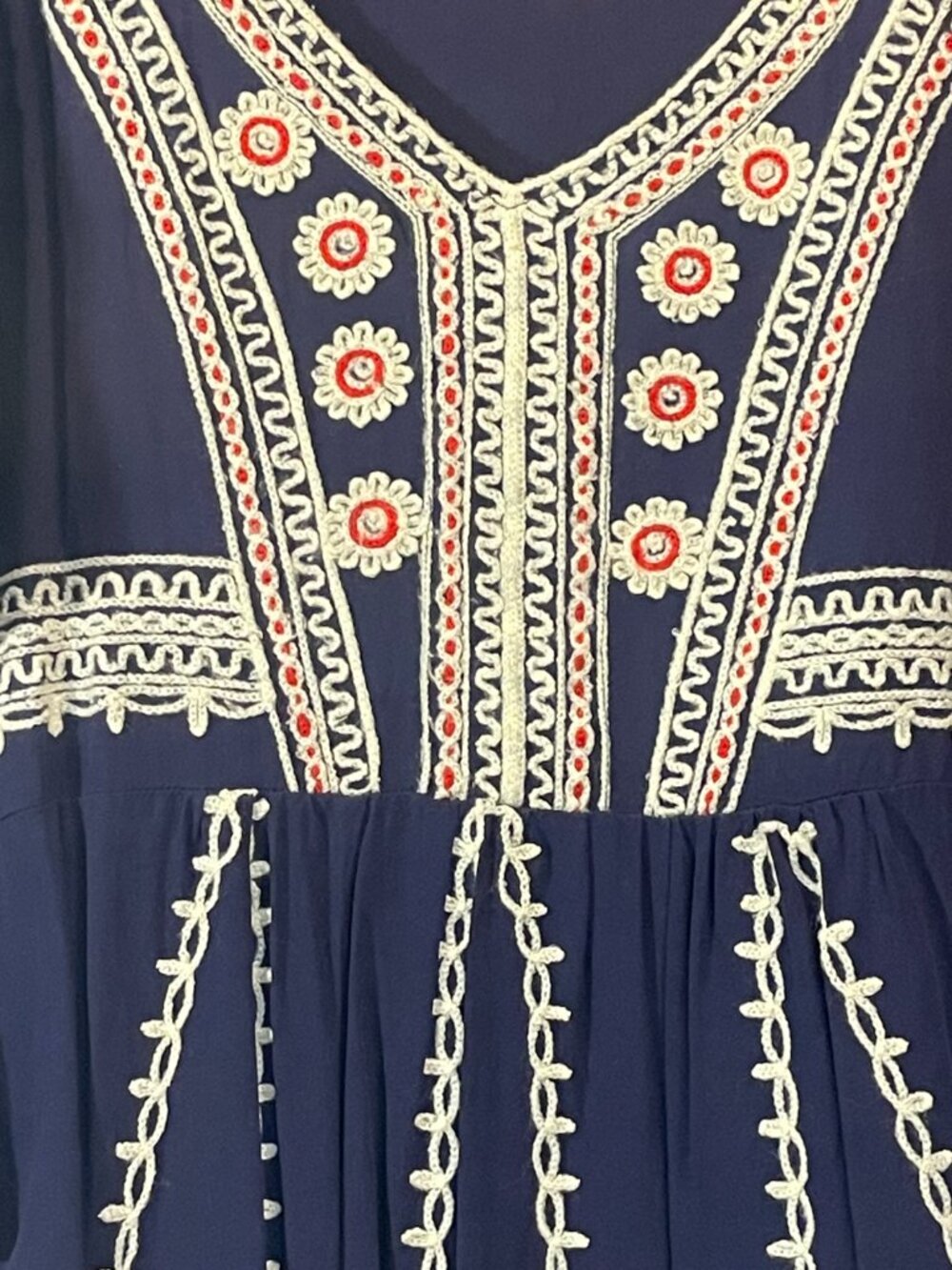 Boho Med. Urban Mangoz Navy/Red/Ivory Womens Embroidered V-Neck Empire Waist Top